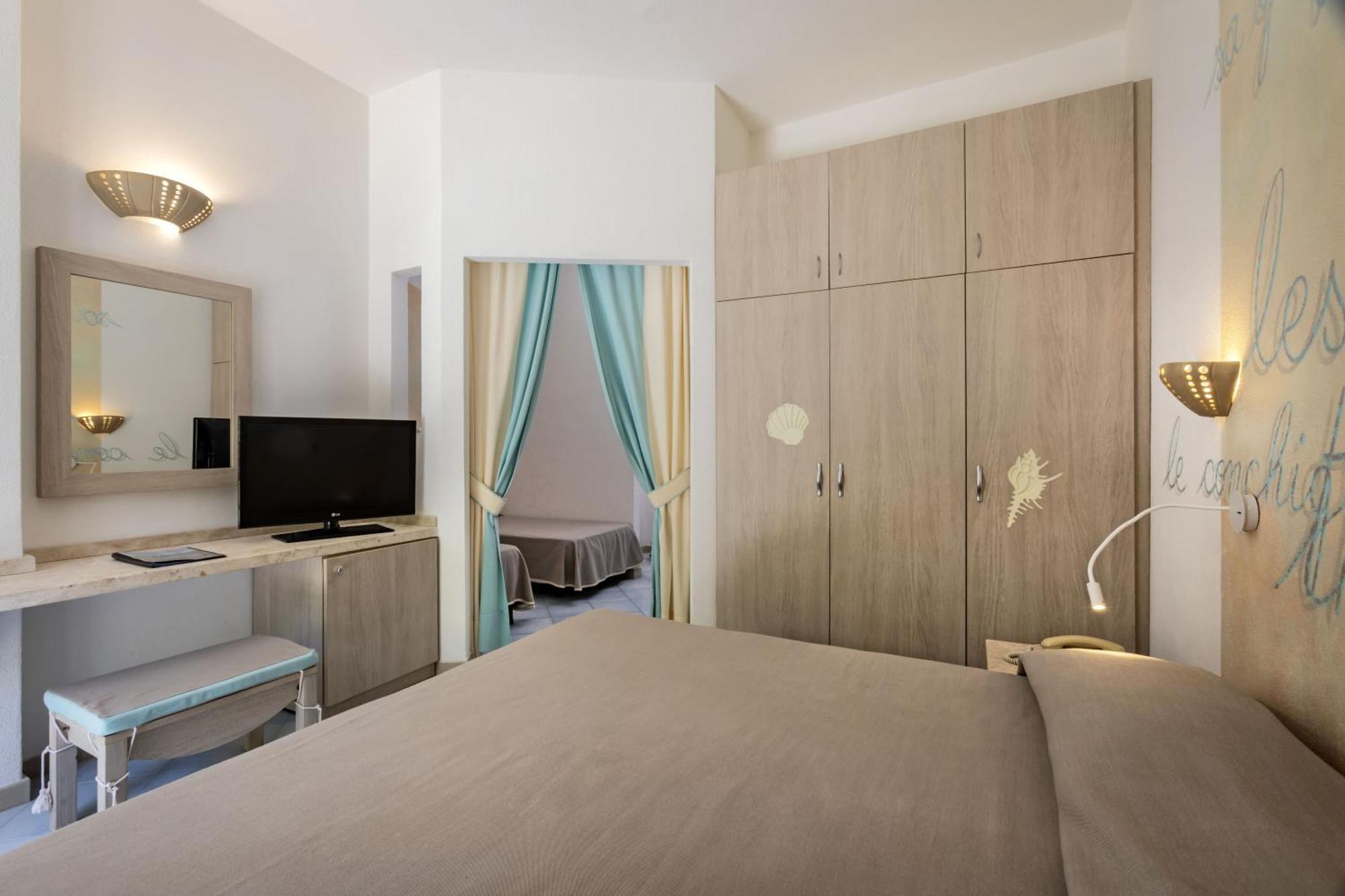 Hotel Corallaro Santa Teresa di Gallura Esterno foto