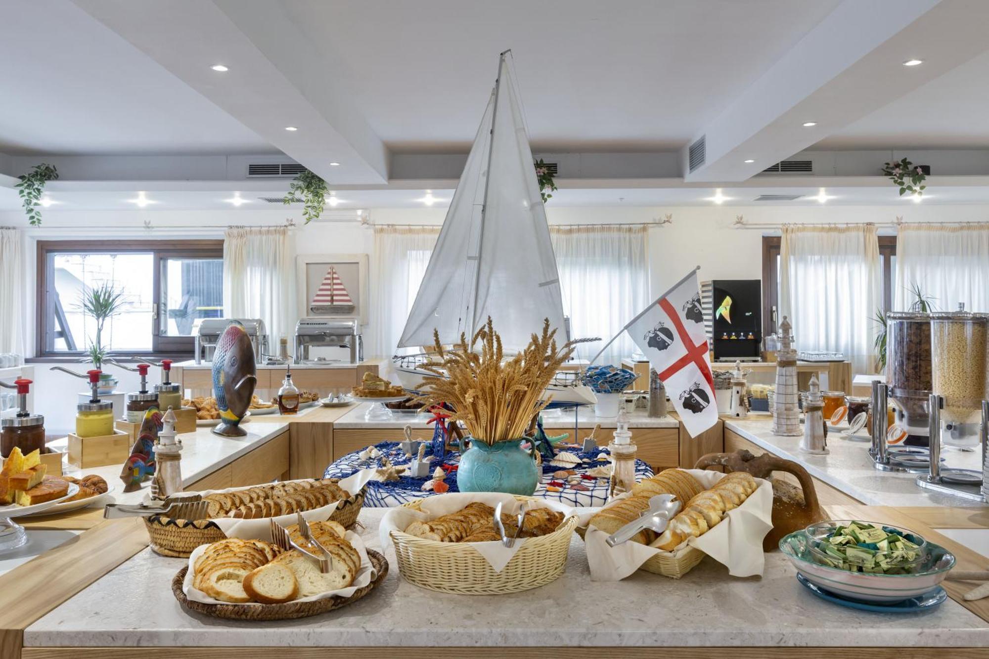 Hotel Corallaro Santa Teresa di Gallura Esterno foto